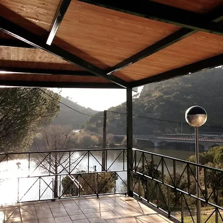 La Casa Del Lago Navas del Rey Exterior photo